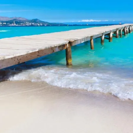 Con Jardin Cerca De La Playa *