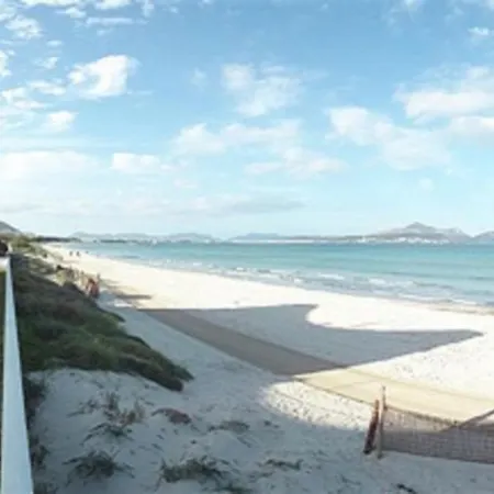 Con Jardin Cerca De La Playa *